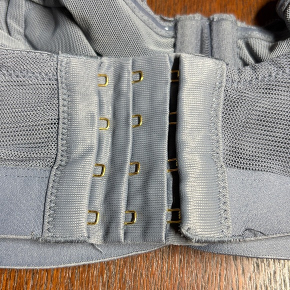 LIVELY- Elegant Lace Bandeau Bra - Blue 36C - Picture 3 of 4